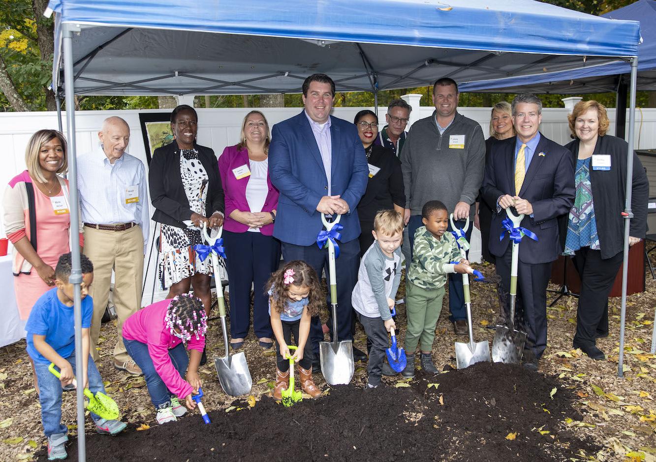 Preschoolers grab shovels and break ground on new South Shore Stars playground